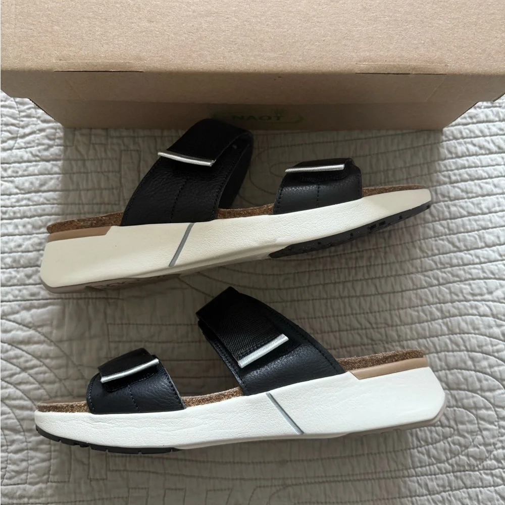 Naot Black Calliope Sandal Size 9 NEW in box - Picture 4 of 10